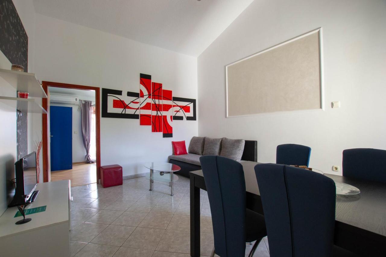 Cozy Apartment With Breakfast On Request 1 Pula Exterior foto