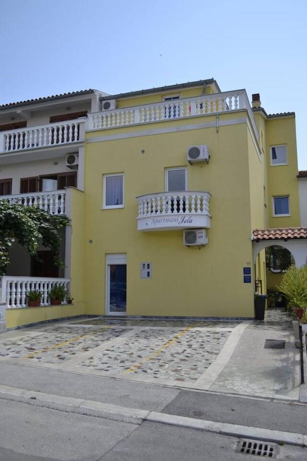 Cozy Apartment With Breakfast On Request 1 Pula Exterior foto