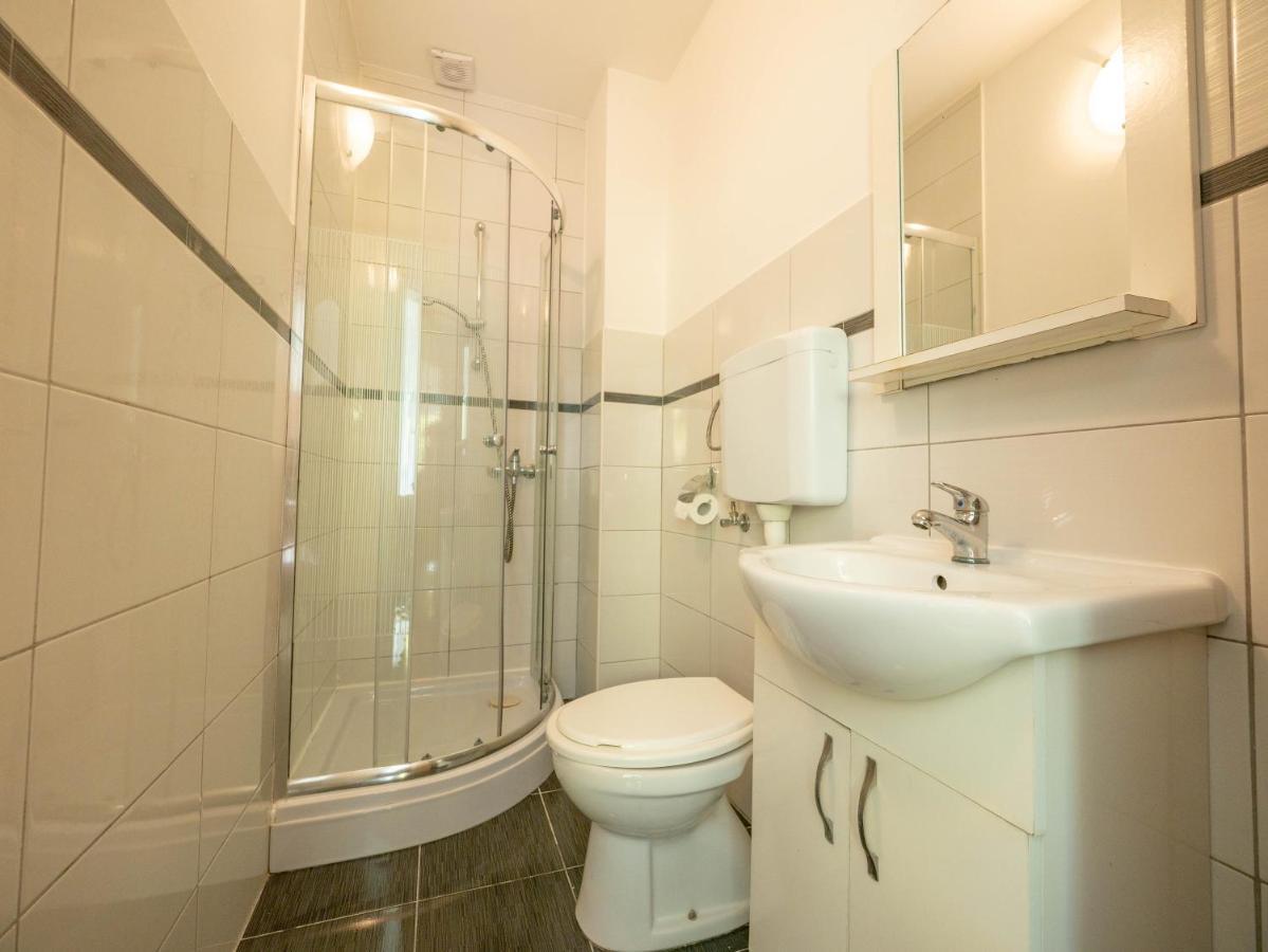 Cozy Apartment With Breakfast On Request 1 Pula Exterior foto