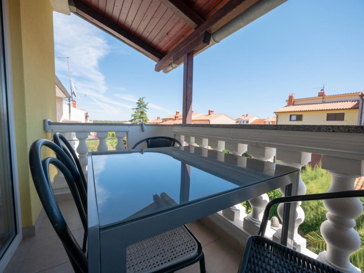 Cozy Apartment With Breakfast On Request 1 Pula Exterior foto