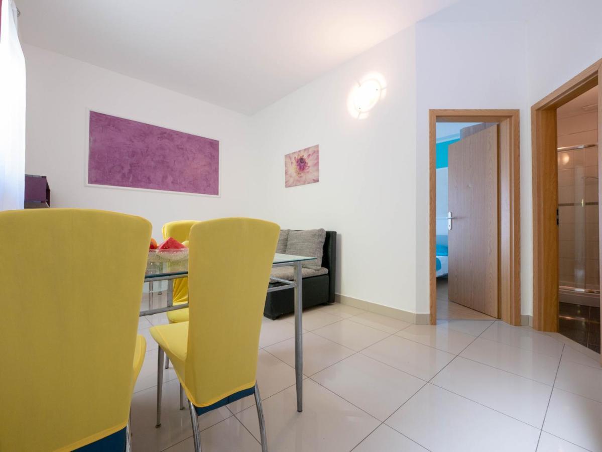 Cozy Apartment With Breakfast On Request 1 Pula Exterior foto